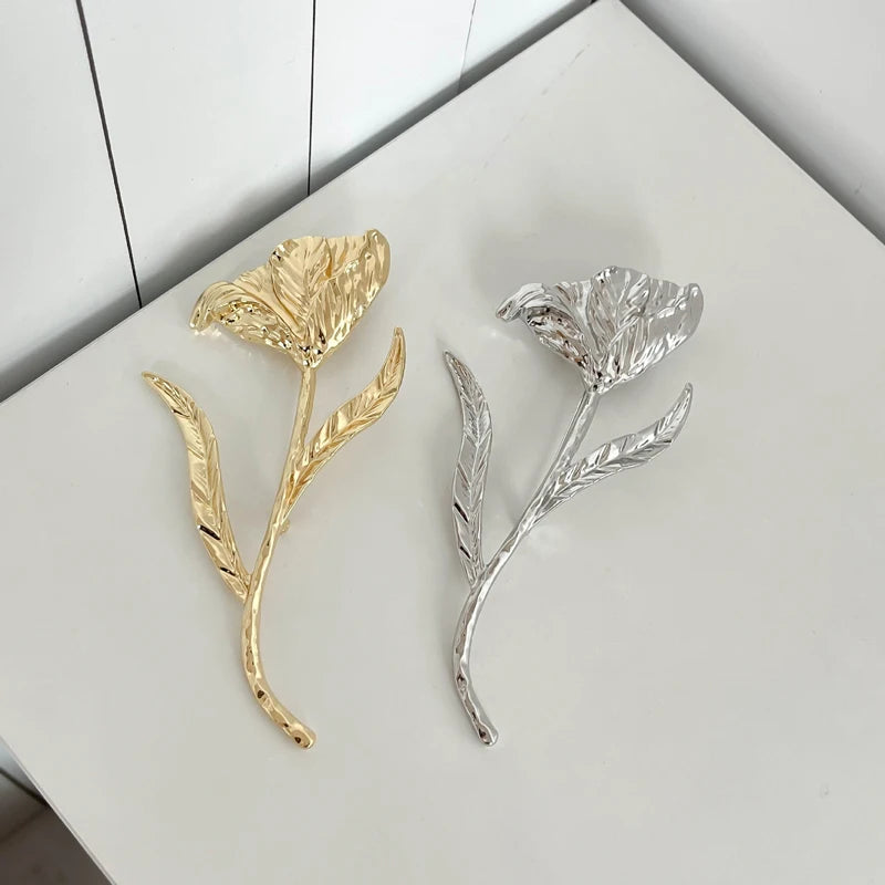 Romantic Huge Metal Tulip Flower Brooches 2-Color Big Plants Easy-Match Brooch for Women's Clothes Backpack Pins Gifts