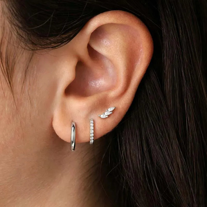 3PCS Shiny Crystal Huggie Hoop Earring Set Women Fashion Cartilage Hoops Earring Bulk Helix Jewelry Lobe Stud Piercing Orelha