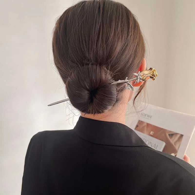 Punk Metal Rose Flower Hair Sticks Hairpins for Women Girls Vintage Chinese Style Flower Hair Clips Pins Hair Accessories
