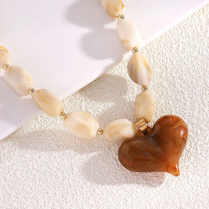 Exaggerated Colorful Resin Large Heart-Shaped Pendant Necklace for Women Vacation Style Irregular Beads Choker Necklaces Jewelry