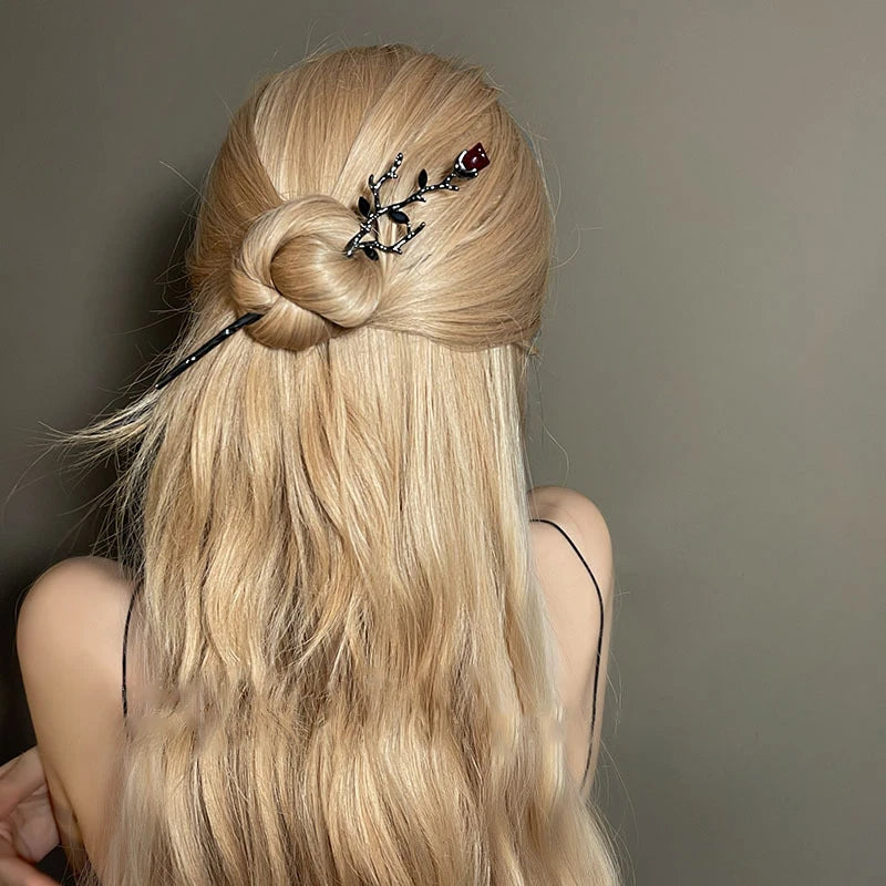 2026 New Chinese Hairpin Hair Stick Rose Flower Crystal Branch Metal Texture Vintage Hair Accessories for Women Headwear Jewelry