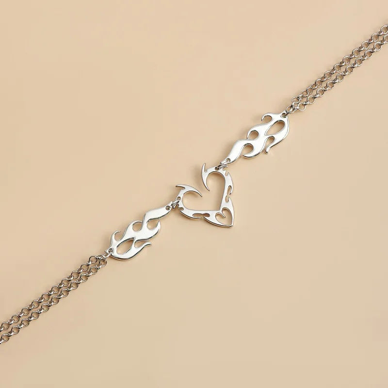 Stainless Steel Silver Color Thorn Heart Choker Necklace For Woman Man Punk Hip Hop Metal Hollow Clavicle Chain Necklace Jewelry