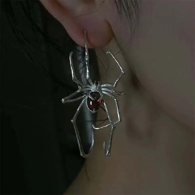 Punk Gothic Red Crystal Spider Stud Earrings For Women Men Hip Hop Metal Piercing Ear Bone Clip Y2K Jewelry Halloween Gift
