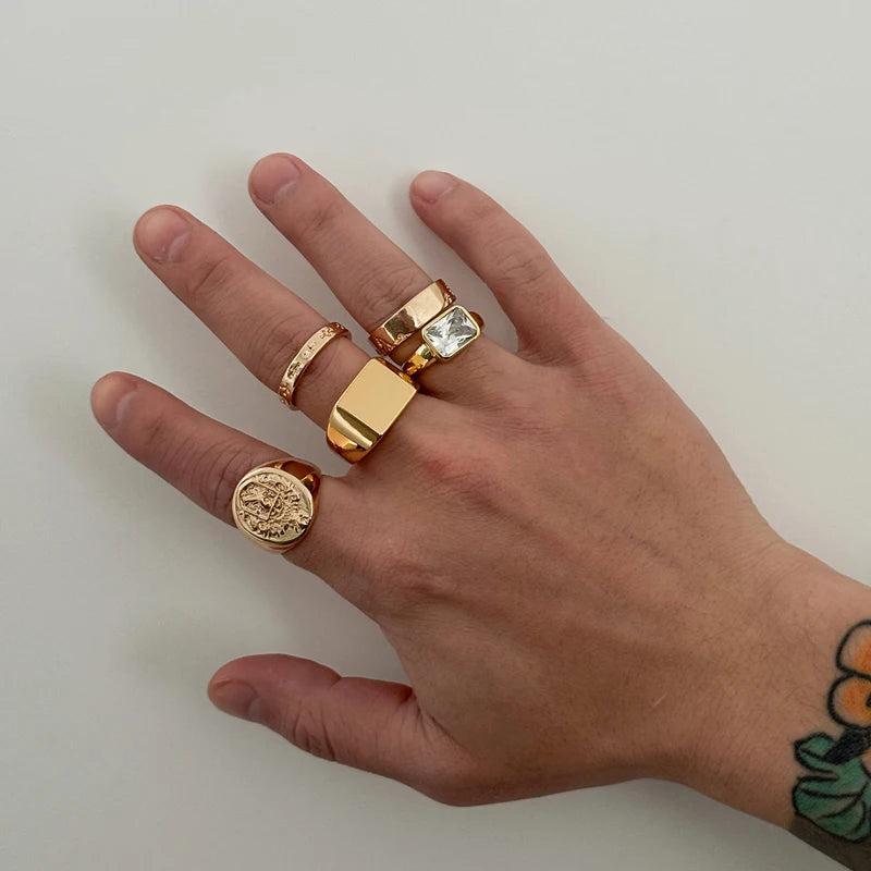 5Pcs/set Hip-Hop Punk Metal Zircon Ring Set for Men Retro Metal Art Carved Zircon Inlaid Rings Casual Trendy Jewelry Wear Gifts