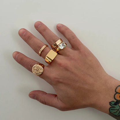 5Pcs/set Hip-Hop Punk Metal Zircon Ring Set for Men Retro Metal Art Carved Zircon Inlaid Rings Casual Trendy Jewelry Wear Gifts