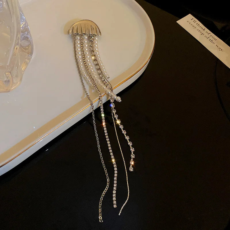 Fashion Silver Color Pearl Jellyfish Brooch For Women Exquisite Rhinestones Long Tassel Suit Pin Brooches Party Accessories