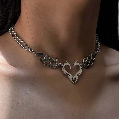 Stainless Steel Silver Color Thorn Heart Choker Necklace For Woman Man Punk Hip Hop Metal Hollow Clavicle Chain Necklace Jewelry