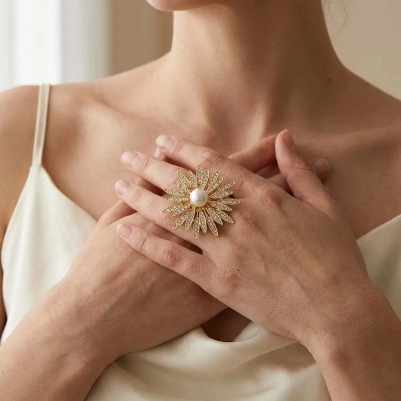Exaggerated Gold Color Sunflower Open Rings for Women Luxury Full Rhinestones Imitation Pearl Flower Ring Wedding Jewelry Gifts