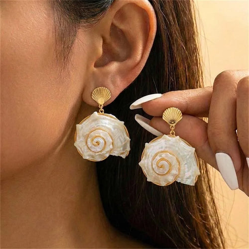 Bohemian White Shell Conch Pendant Earrings For Women Exaggerated Metal Spiral Seashell Dangle Earrings Beach Jewelry Gifts