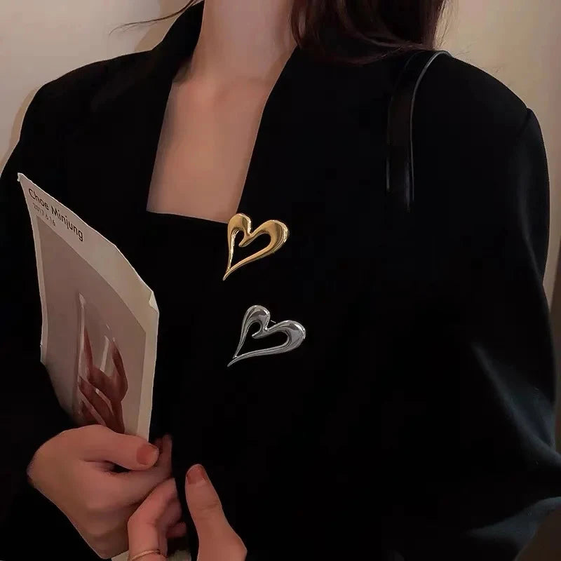 2026 New Trendy Heart-Shaped Irregular Brooches for Women Men Personality Coat Suit Ornament Buckles Jewelry Office Party Gifts