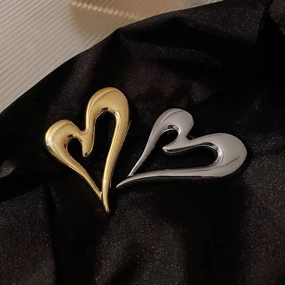 2026 New Trendy Heart-Shaped Irregular Brooches for Women Men Personality Coat Suit Ornament Buckles Jewelry Office Party Gifts