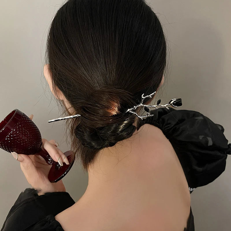 2026 New Chinese Hairpin Hair Stick Rose Flower Crystal Branch Metal Texture Vintage Hair Accessories for Women Headwear Jewelry