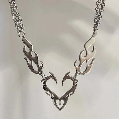 Stainless Steel Silver Color Thorn Heart Choker Necklace For Woman Man Punk Hip Hop Metal Hollow Clavicle Chain Necklace Jewelry