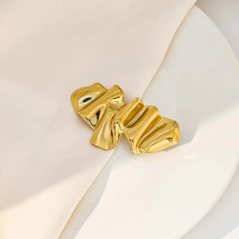 Fashion Metal Irregular Pleated Brooches for Men Women Punk Gold Color Geometric Personality Sweater Brooch Jewelry Accessories