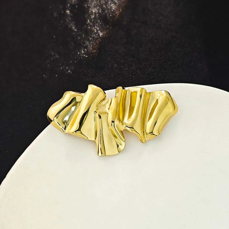 Fashion Metal Irregular Pleated Brooches for Men Women Punk Gold Color Geometric Personality Sweater Brooch Jewelry Accessories
