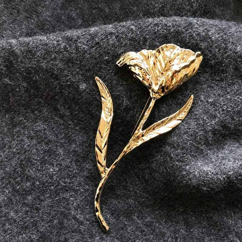 Romantic Huge Metal Tulip Flower Brooches 2-Color Big Plants Easy-Match Brooch for Women's Clothes Backpack Pins Gifts