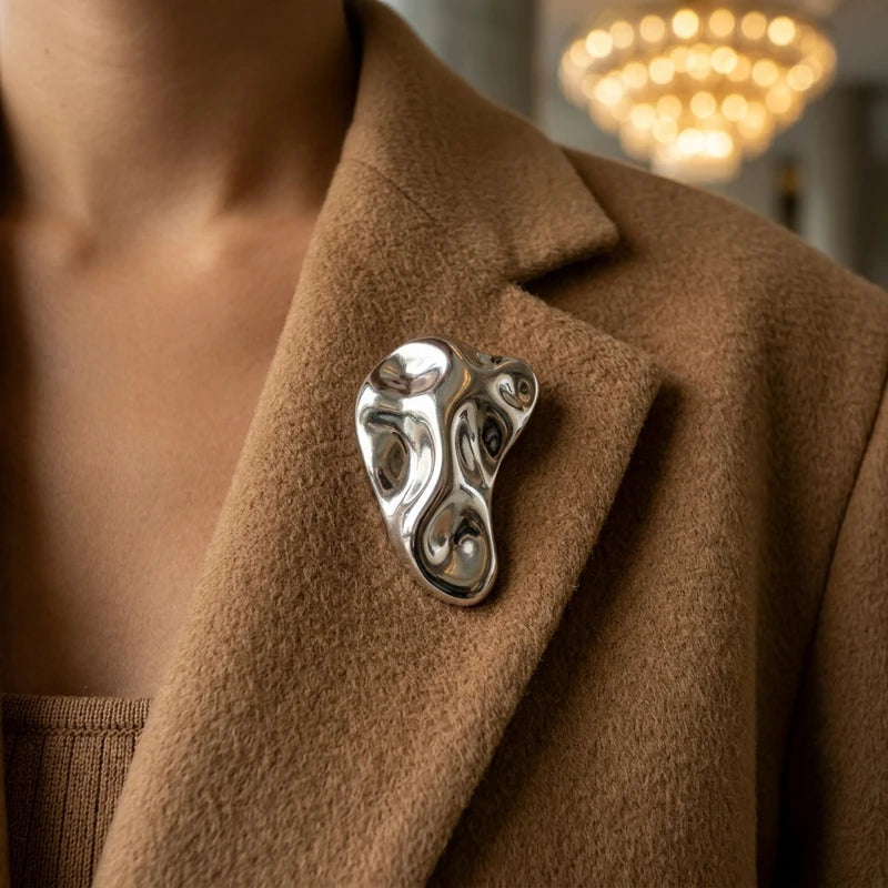 Metal Stainless Steel Pleated Geometric Brooch Women Unisex Fashion Heart Pin Clothing Accessories Korean Fashion Gift ﻿