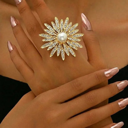 Exaggerated Gold Color Sunflower Open Rings for Women Luxury Full Rhinestones Imitation Pearl Flower Ring Wedding Jewelry Gifts