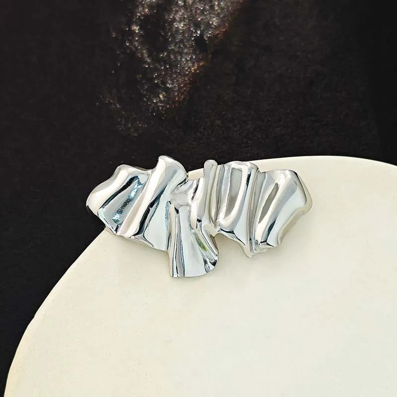 Fashion Metal Irregular Pleated Brooches for Men Women Punk Gold Color Geometric Personality Sweater Brooch Jewelry Accessories